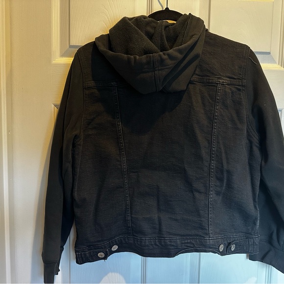 Levi’s: black jean sweater jacket - Picture 4 of 7